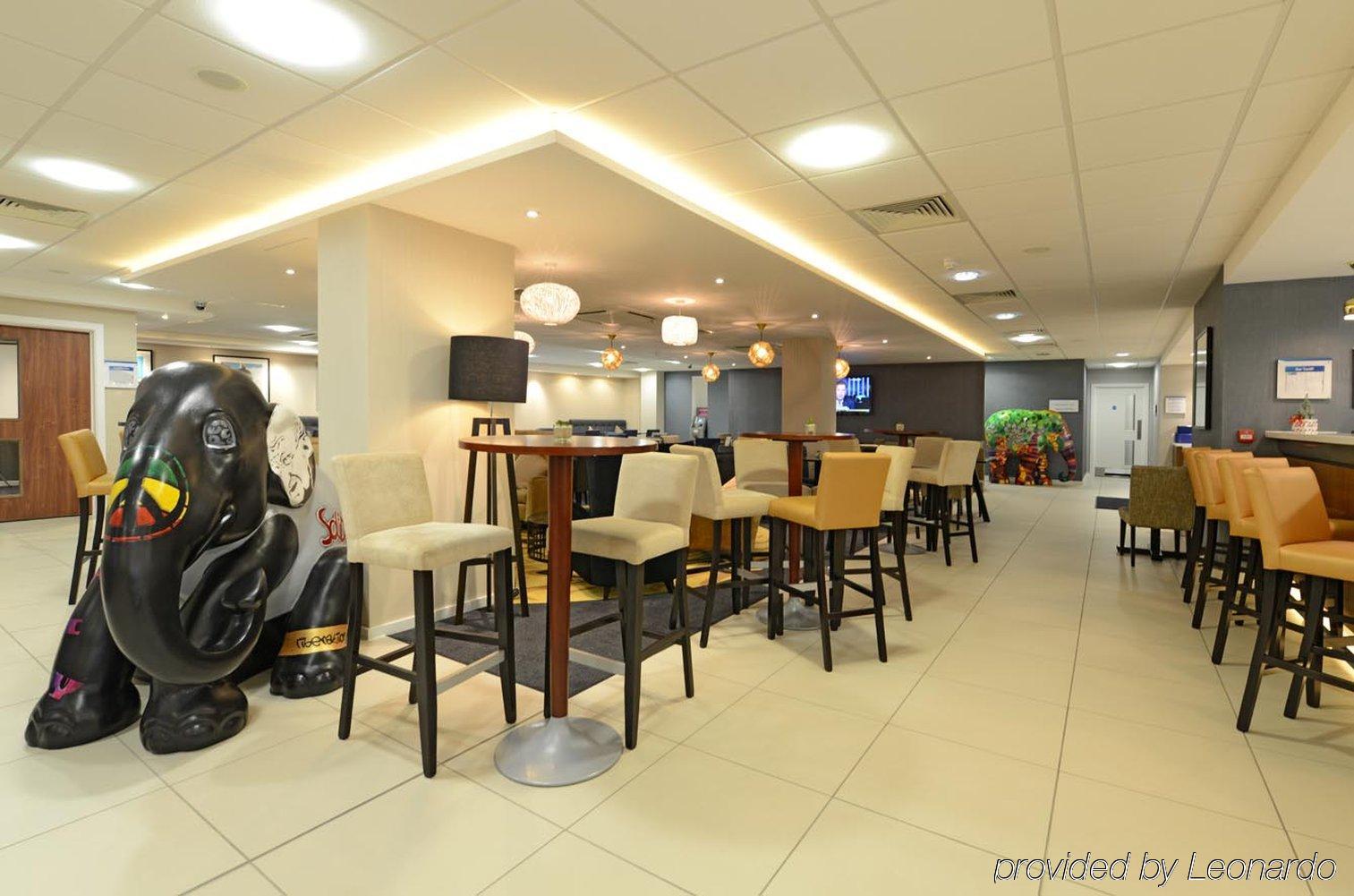 Holiday Inn Express London-Wimbledon-South, An Ihg Hotel Exteriér fotografie